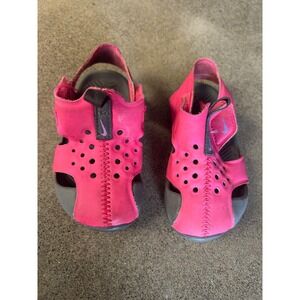 Nike Sunray Protect Kids Pink Water Sandals Hook Loop Strap 344925-601 Size 5c